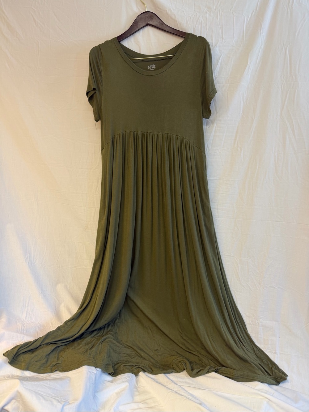 Tickled teal Olive Green Short-Sleeve Maxi Dress